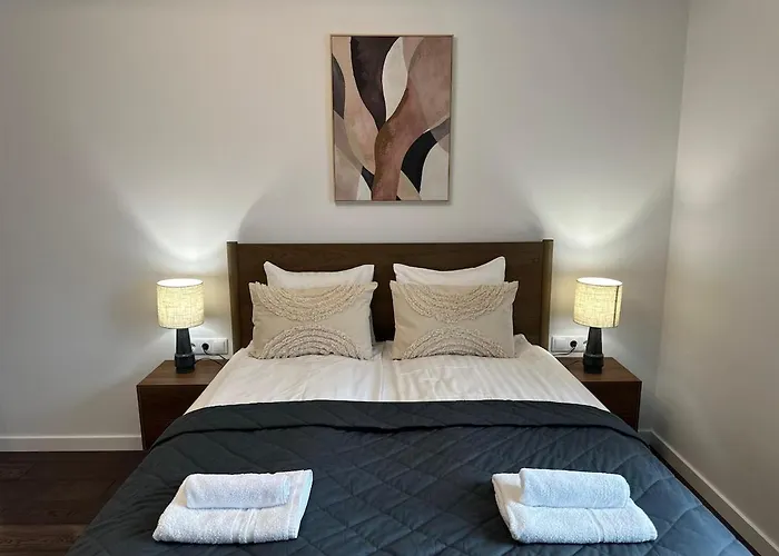 Panoramic River View I Spacious Modern 2br Апартаменты *