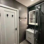Panoramic River View I Spacious Modern 2br