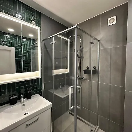 Апартаменти Panoramic River View I Spacious Modern 2br *