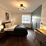 Panoramic River View I Spacious Modern 2br 리가
